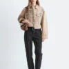 Kurze, überfärbte Jeansjacke
