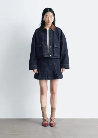 Kurze Jeansjacke mit Cordkragen