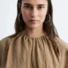 Kurzärmeliges Minikleid mit Rüschen