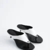 Leder-Kitten-Heels
