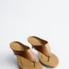 Leder-Kitten-Heels