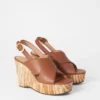 Leder-Sandalen mit Keilabsatz