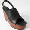 Leder-Sandalen mit Keilabsatz