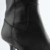 Leder-Stiefeletten mit Kitten-Heel