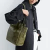 Leder-Tragetasche mit Schnallenriemen