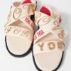 Ledersandalen mit Aufdruck