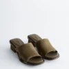 Ledersandalen mit Blockabsatz