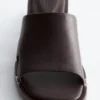 Ledersandalen mit Blockabsatz
