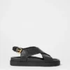 Ledersandalen mit gekreuzten Riemen
