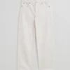 Lässige, konisch zulaufende Jeans
