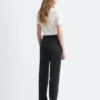 Maßgeschneiderte Hose mit Pressfalte