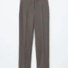 Maßgeschneiderte Hose mit Pressfalte