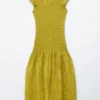 Maxikleid mit Smokarbeit