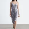Midikleid mit Blumenmuster und Trägern