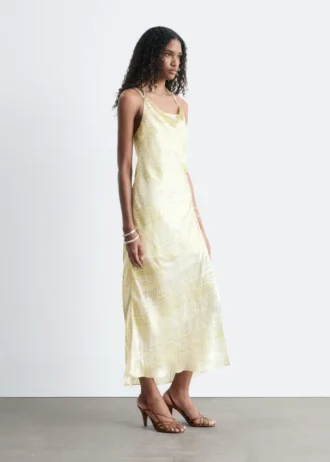 Midikleid mit Jacquard-Cowl-Ausschnitt