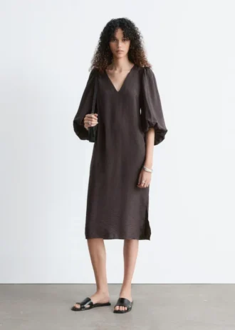 Midikleid mit Puffärmeln und V-Ausschnitt