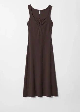 Midikleid mit Schnallenverzierung