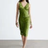 Midikleid mit V-Ausschnitt