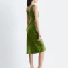Midikleid mit V-Ausschnitt