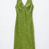 Midikleid mit V-Ausschnitt