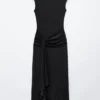 Midikleid mit Wickelausschnitt