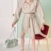 Mini-Hemdkleid mit Bindegürtel