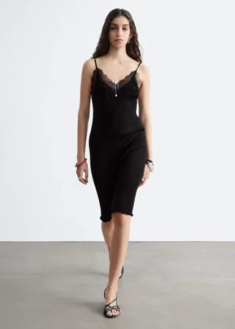 Mini-Kleid aus Rippstrick