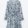 Mini-Wickelkleid mit Blumenmuster
