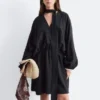 Minikleid mit Schaldetail