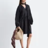 Minikleid mit Schaldetail
