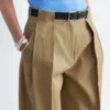 Plissierte Hose mit weitem Bein