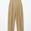 Plissierte Hose mit weitem Bein