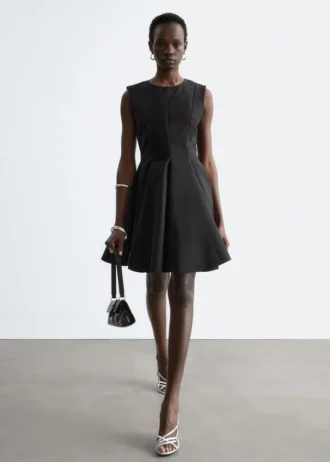Plissiertes Minikleid