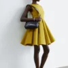 Plissiertes Minikleid
