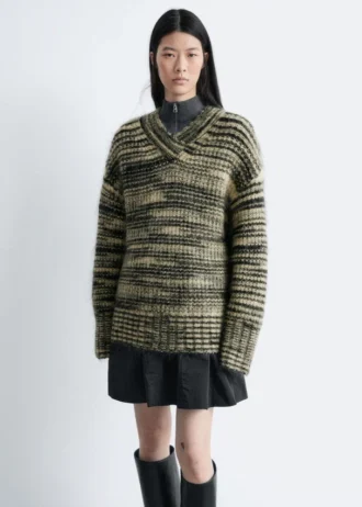 Pullover mit V-Ausschnitt aus Mohair-Mischung
