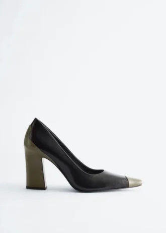 Pumps aus Leder mit Farbblöcken