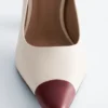 Pumps aus Leder mit Farbblöcken