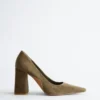 Pumps aus Wildleder mit Blockabsatz