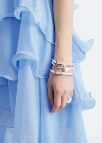 Ärmelloses Minikleid mit Rüschen