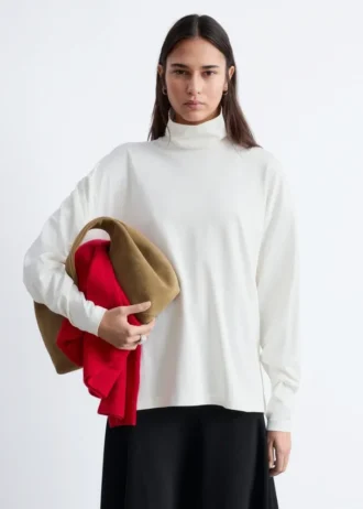 Rollkragenpullover mit Dolman-Ärmeln
