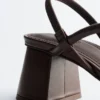 Sandalen mit Riemchen und Blockabsatz