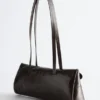 Schlanke Leder-Schultertasche