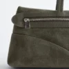 Schlanke Schultertasche