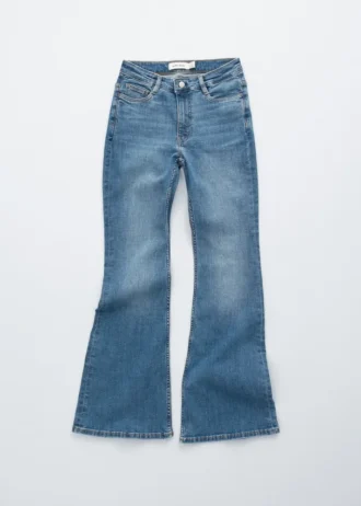 Schmale Bootcut-Jeans mit niedriger Leibhöhe
