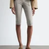 Schmale Caprihose