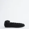 Schnürbare Ballerinas aus Leder