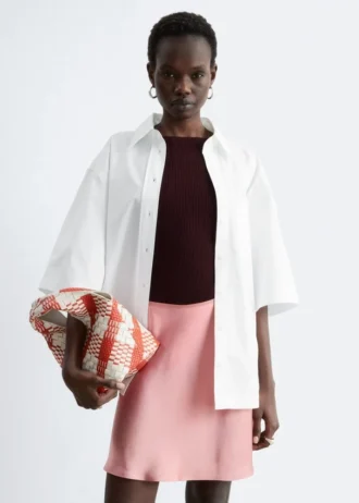Schräg geschnittener Viskose-Minirock