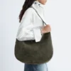Schultertasche