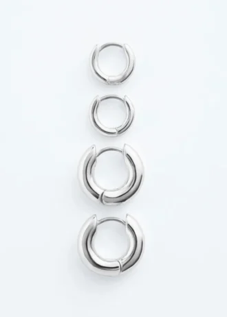 Set mit klobigen Ohrringen