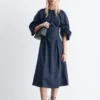 Skulpturales Midikleid mit Kordelzug
